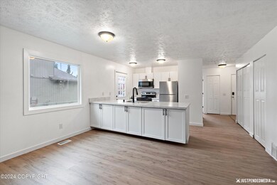 7311 Durenda Cir, Anchorage, AK 99507 - photo 5