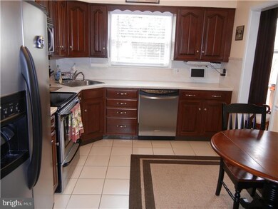 611 Morris Ln, Wallingford, PA 19086 - photo 5