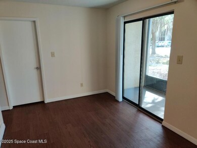 Living Room_1 (23)
