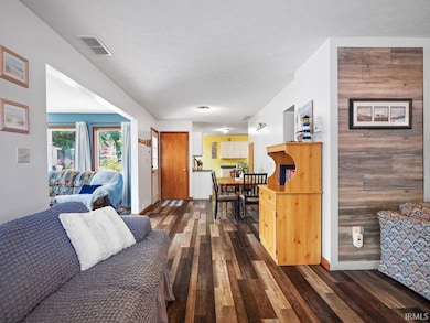 919 S Haug St, Syracuse, IN 46567 - photo 7