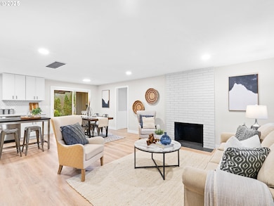 11630 SW Tigard St, Tigard, OR 97223 - photo 3