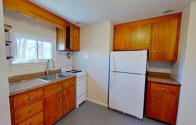 8 Friend St unit 3, Waltham, MA 02453 - photo 7