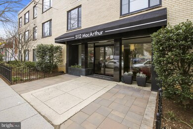 5112 Macarthur Blvd NW unit 4, Washington, DC 20016 - photo 4