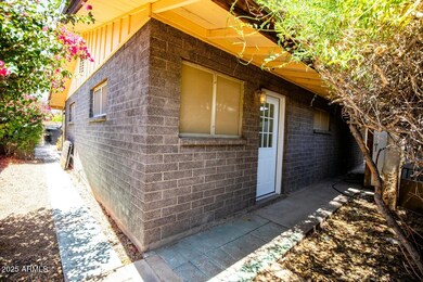 2016 S Granada Dr unit D, Tempe, AZ 85282 - photo 2