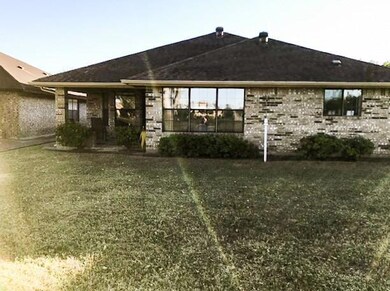 240 Rebecca Dr, Alamo, TX 78516 - photo 2