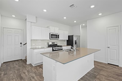 15216 Spruce Frost Cove unit B, Del Valle, TX 78617 - photo 6