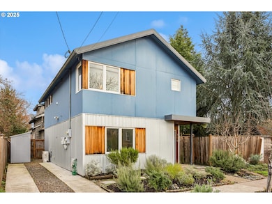 714 NE 61st Place, Portland, OR 97213 - photo 3