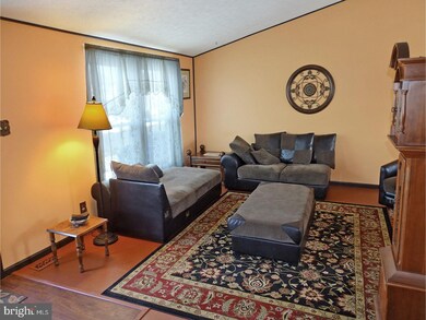 141 Independence Dr, Morrisville, PA 19067 - photo 3