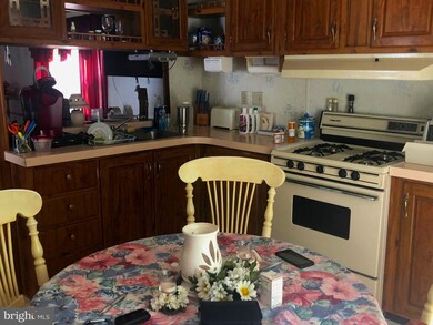 86 Ginwood Ln, Essex, MD 21221 - photo 7