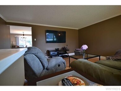 853 Remington Dr, North Tonawanda, NY 14120 - photo 4