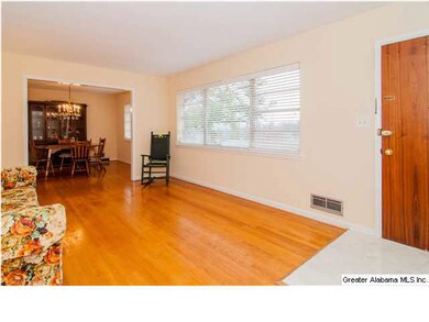 Easy furniture placement in formal living and dini