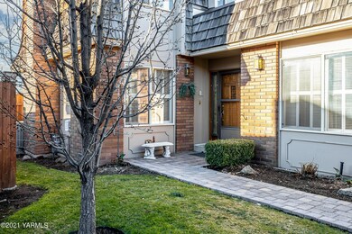 17CrestCircle_03