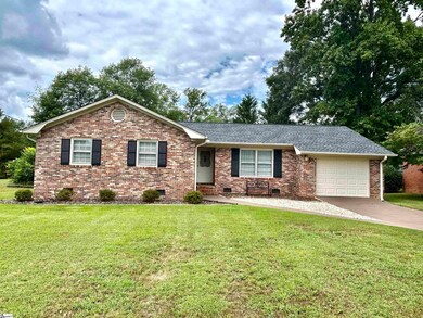 19 Owens Rd, Taylors, SC 29687 - photo 7