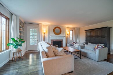 1733 Barrington Road-18