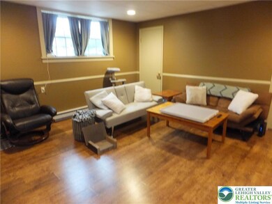 303 Allen St unit 2, Bath, PA 18014 - photo 4