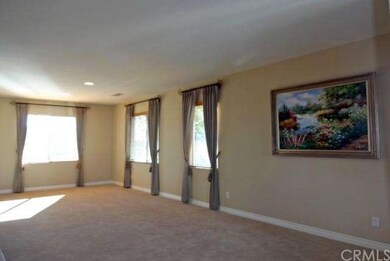 LIVING & DINING ROOM