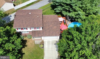 23 Hixon Dr, Burlington, NJ 08016 - photo 2