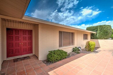 4504 S Kenneth PL-5