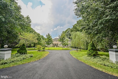 7140 Twelve Oaks Dr, Fairfax Station, VA 22039 - photo 2