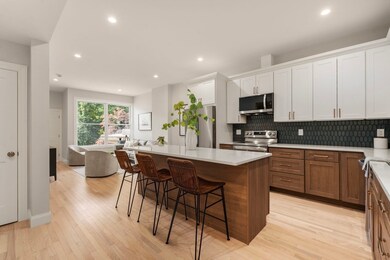 587 E Broadway unit 3, Boston, MA 02127 - photo 2