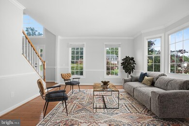 16068 Olmstead Ln, Woodbridge, VA 22191 - photo 5