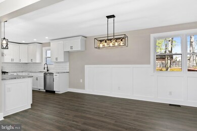 896 Willow Way, Atco, NJ 08004 - photo 5