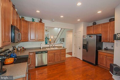 209 Teapot Ct, Reisterstown, MD 21136 - photo 2