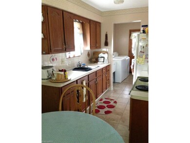 312 Thelma Dr, Sheffield Lake, OH 44054 - photo 3