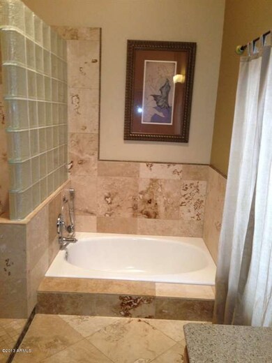 Comstock 009