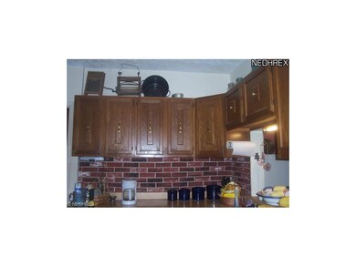 Cozy kitchen with large pantry and a kitchen nook 