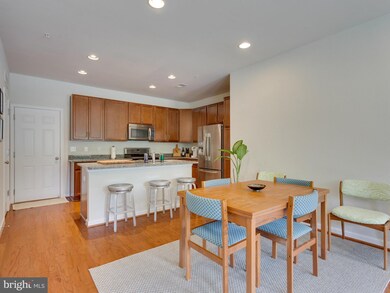 2980 Rittenhouse Cir unit 15, Fairfax, VA 22031 - photo 7