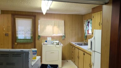 02-kitchen 1
