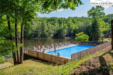 Powder Horn Community Picture