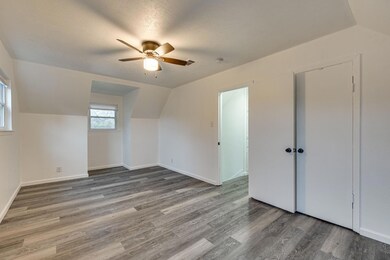 509 E Redbud Dr, Hurst, TX 76053 - photo 6