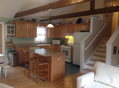 16 Pinehurst Dr, Buzzards Bay, MA 02532 - photo 2