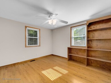 83 Foxcroft Rd, Naperville, IL 60565 - photo 2