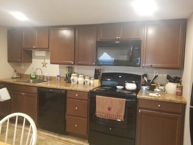 9&11 Grove St, Northbridge, MA 01588 - photo 4