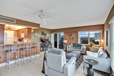 The Warwick Condominium unit 6M, Fort Lauderdale, FL 33308 - photo 3