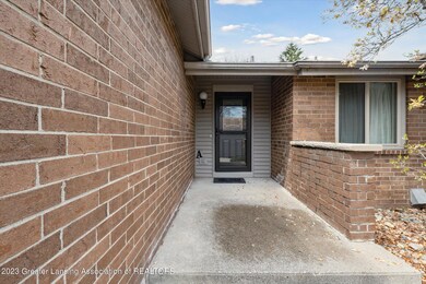 05-1014-Montevideo-Dr-Lansing-MI-48917-W