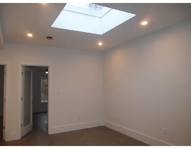 27 Wigglesworth St unit 3, Roxbury Crossing, MA 02120 - photo 6