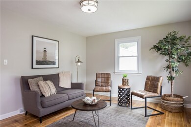 145 Custer St, Warwick, RI 02889 - photo 5