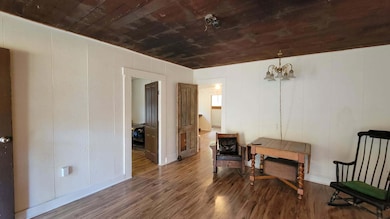 126 S Nelson Ave, Mitchell, OR 97750 - photo 3