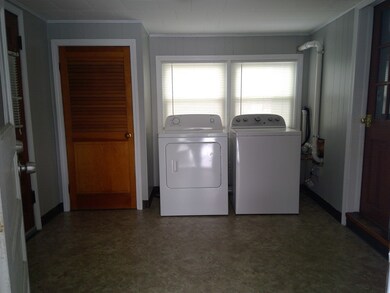 64 Jackson St, Taunton, MA 02780 - photo 3