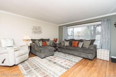 61 Nesbit Ln, Rochester Hills, MI 48309 - photo 5