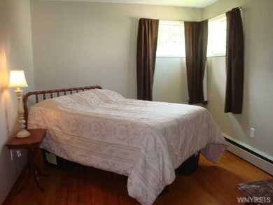 1377 Moll St, North Tonawanda, NY 14120 - photo 6