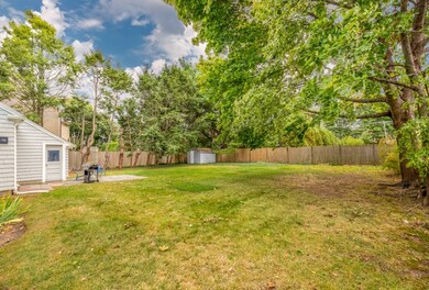 4 Robert Rd, Marblehead, MA 01945 - photo 2