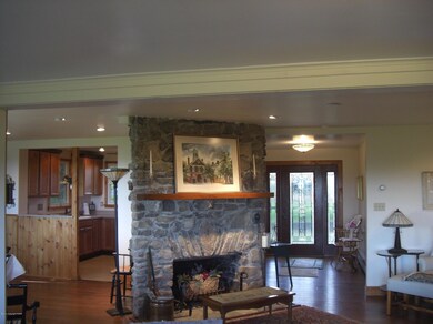 144 Leavitts Branch Rd, Skytop, PA 18357 - photo 3