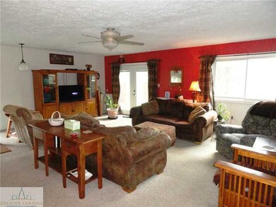 635 W Berry Ave, Lansing, MI 48910 - photo 4