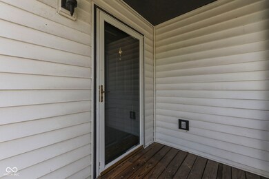 110 Meadow Creek Blvd, Whiteland, IN 46184 - photo 5