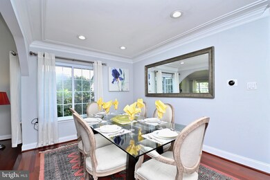 8634 Reseca Ln, Springfield, VA 22152 - photo 6